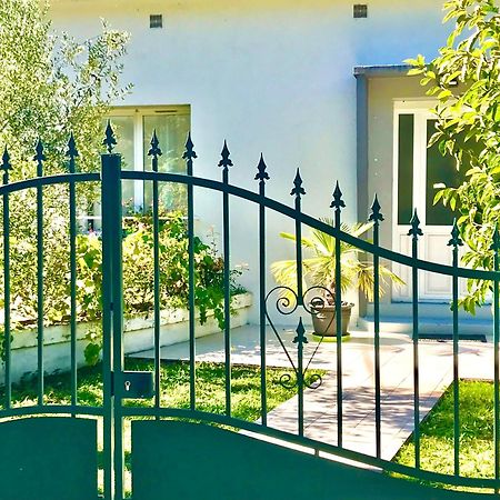 Villa Maison Blanche Tulle 1 A 4 Personnes Экстерьер фото